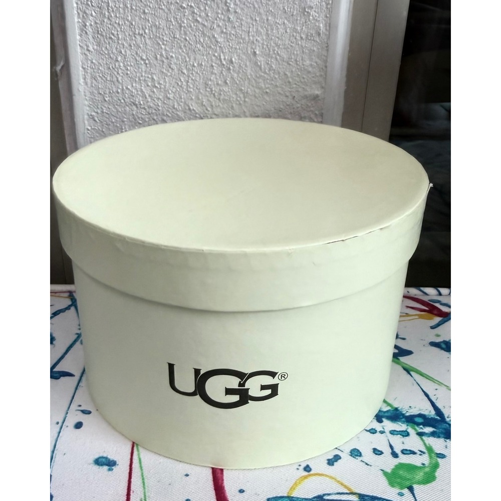 UGG Empty Earmuff Hat Box Round Cream Storage Gift Box Replacement 7.5"